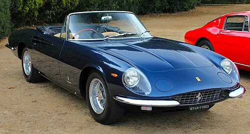 Ferrari 365 California