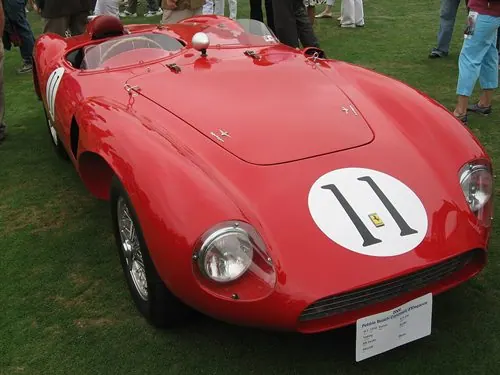 Ferrari 625 LM
