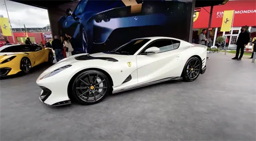 Ferrari 812 Competizione
